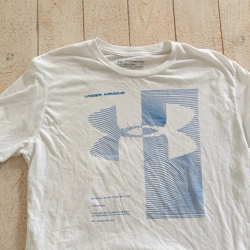Under Armour Men's Tee in White and Blue